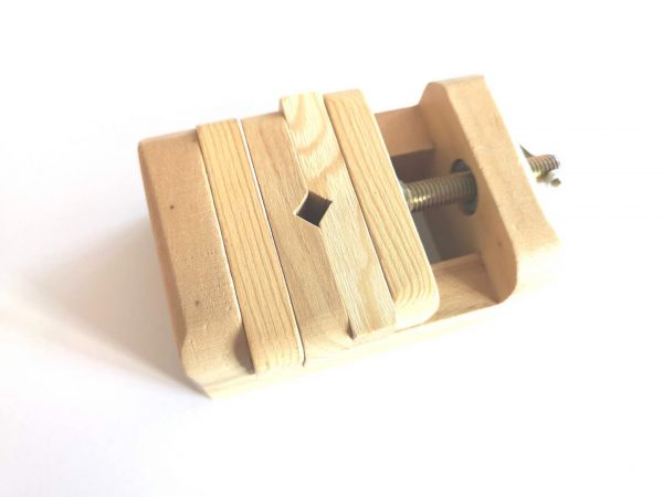 Stamp Holder for Seal Carving